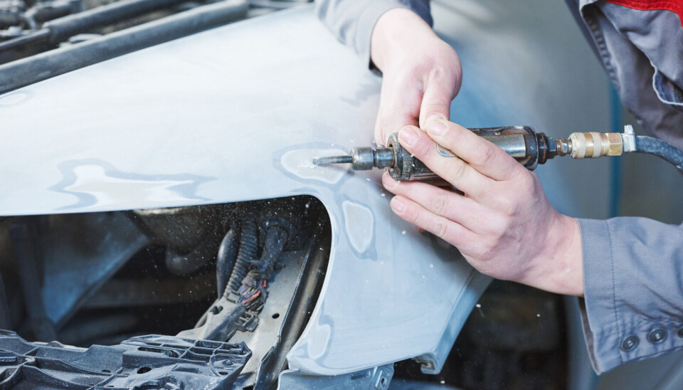 Bilskadereparatør